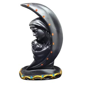 Mother and Baby Figurine – Heartwarming Display of Love and Bond